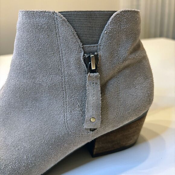 Blondo Women's‎ Grey Suede Leather Waterproof 2" Block Heel Booties US Size 9 M - Picture 4 of 12